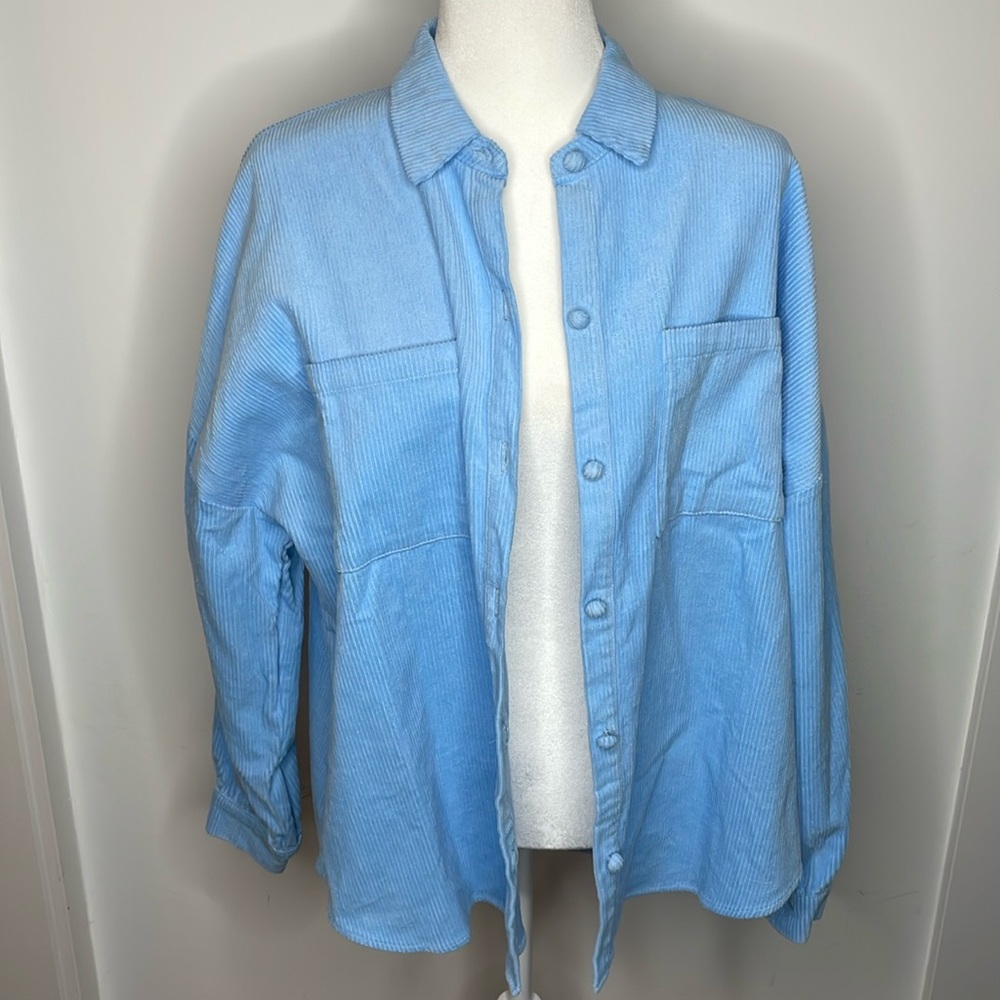 DOUBLE ZERO•NWT• Baby Blue Button Up Corduroy Shacket• Women’s Size M/L